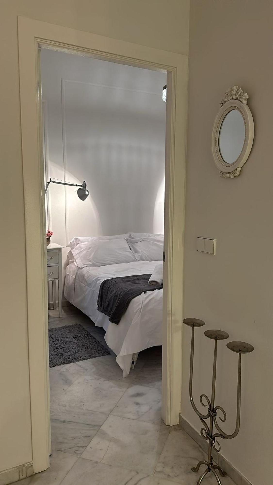 La Casa Del Corral Triana Collection Apartment Севилья Экстерьер фото